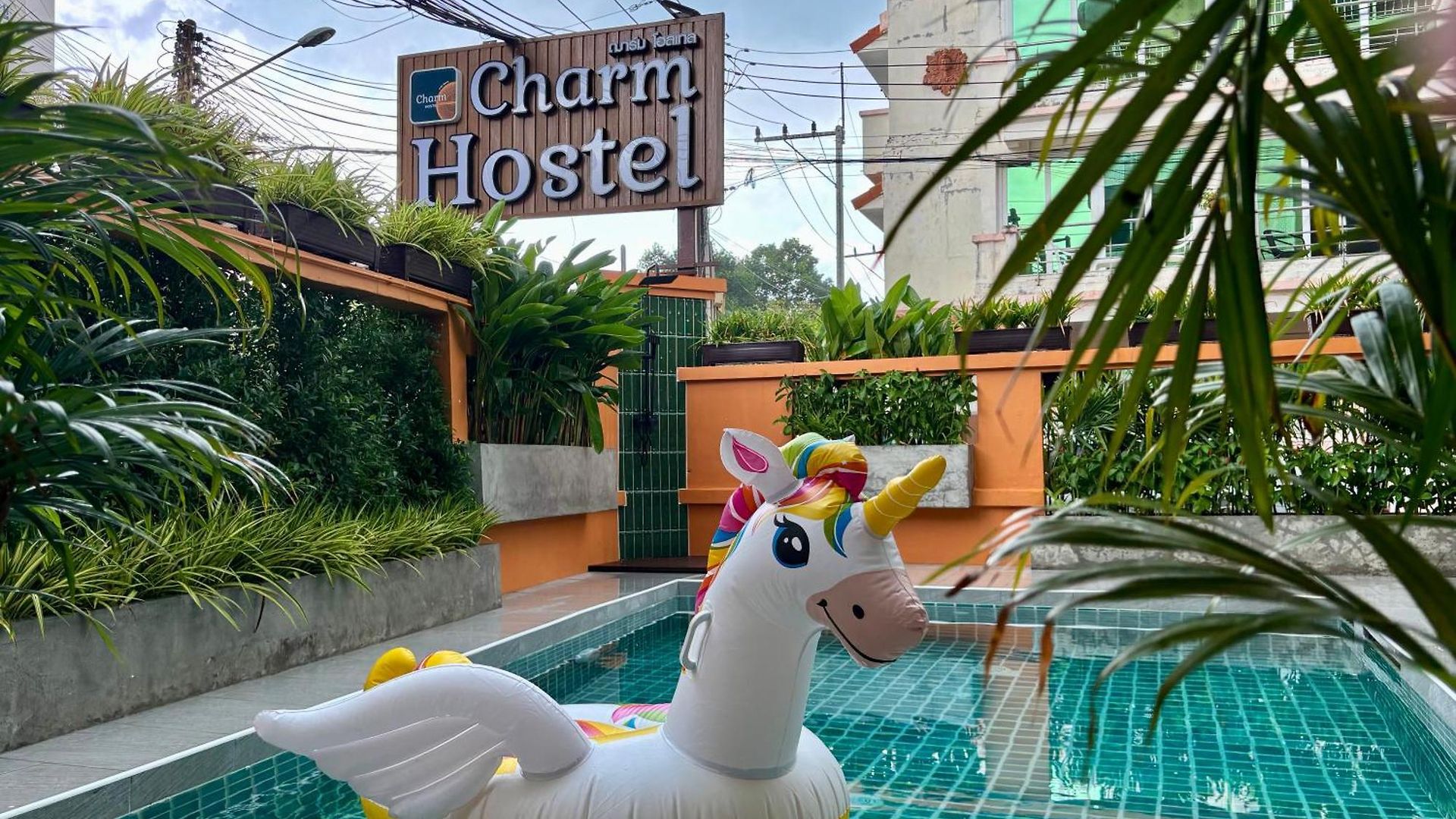โรงแรม Charm At Pratumnak 3*