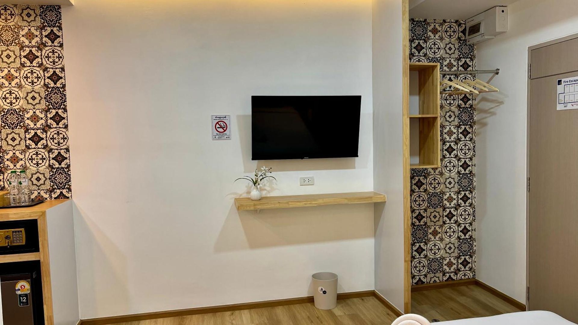 โรงแรม Charm At Pratumnak Pattaya