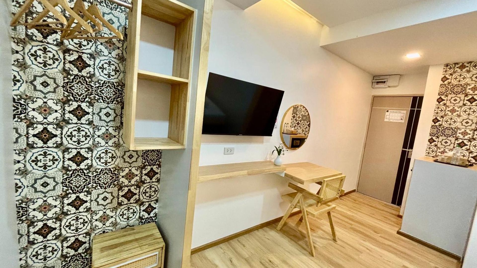 Charm At Pratumnak 3* Pattaya