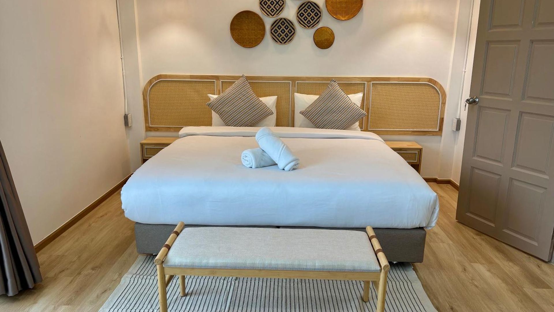 Charm At Pratumnak โรงแรม Pattaya