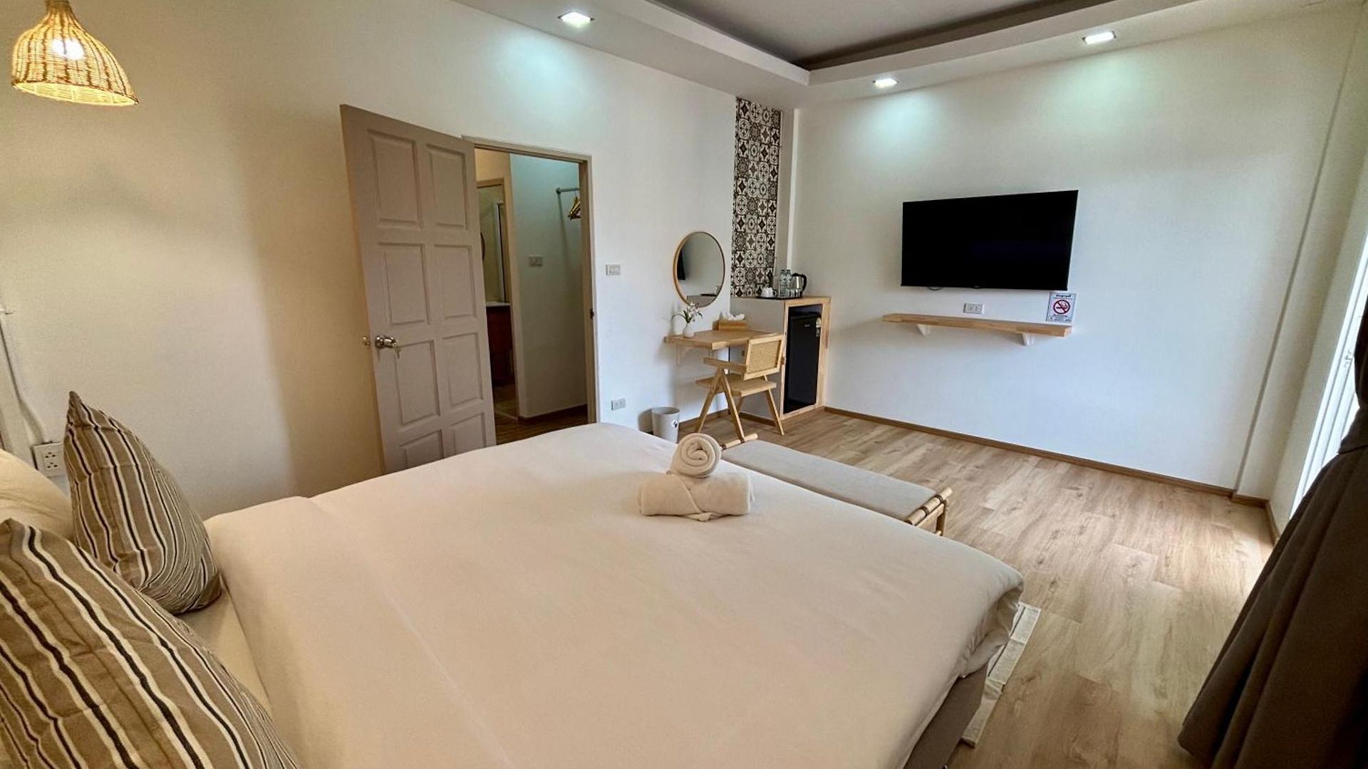 Charm At Pratumnak 3* Pattaya