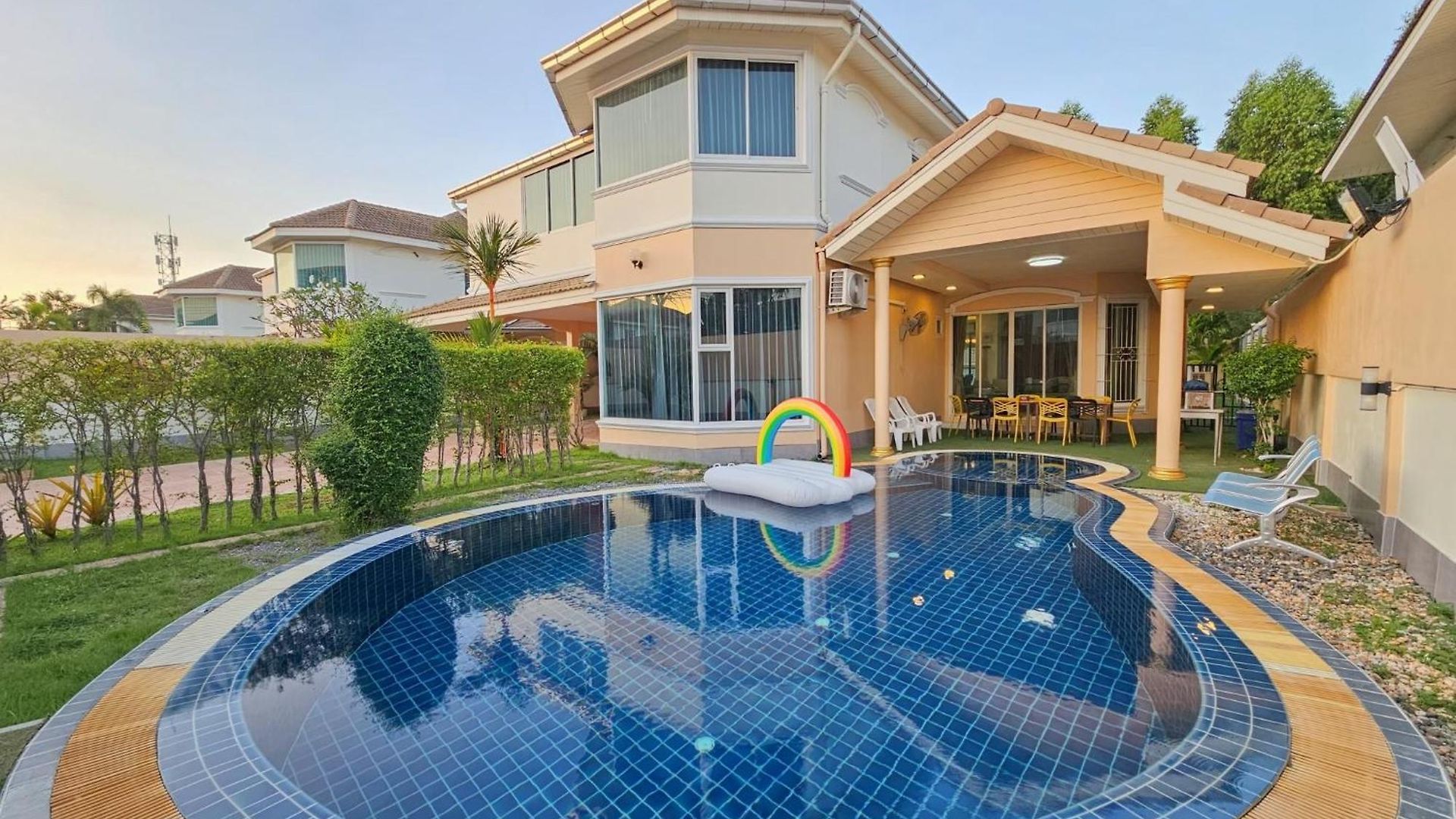 รีสอร์ท Ty Pattaya