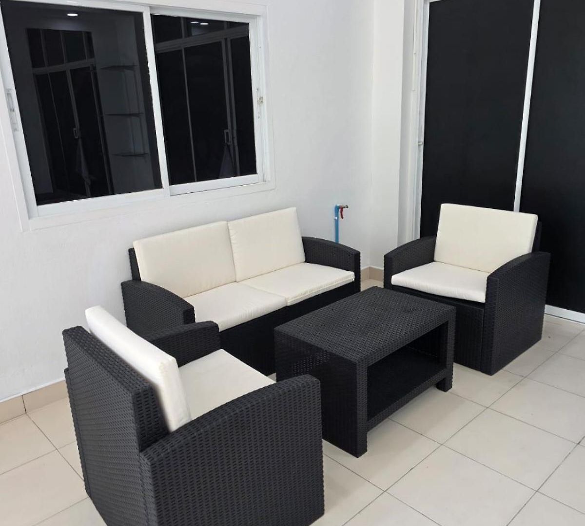 K2 Seaside โรงแรม 3*