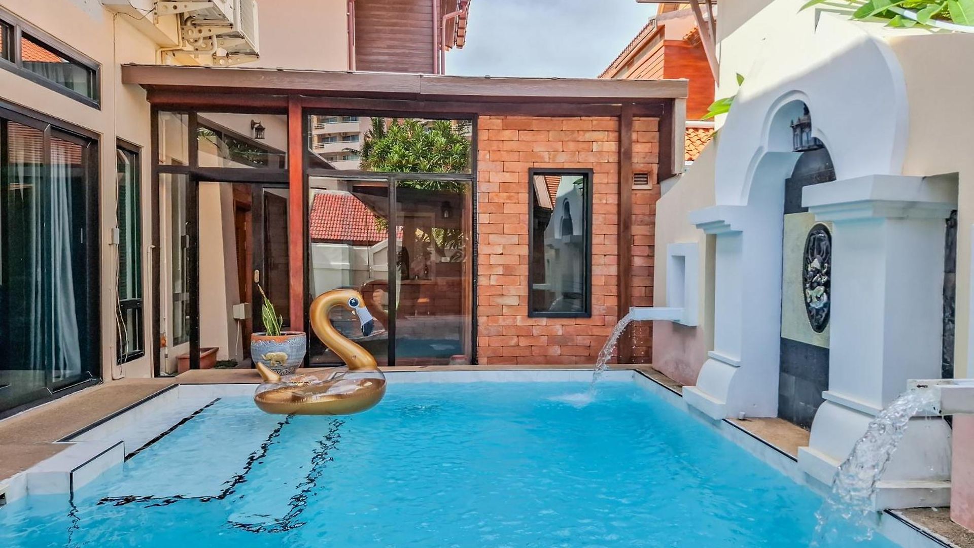 3bhk Private Pool With Sauna Snooker