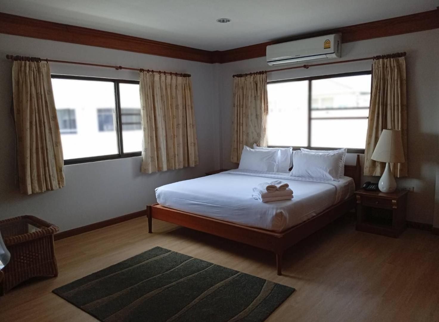 House- Sha Extra 3*