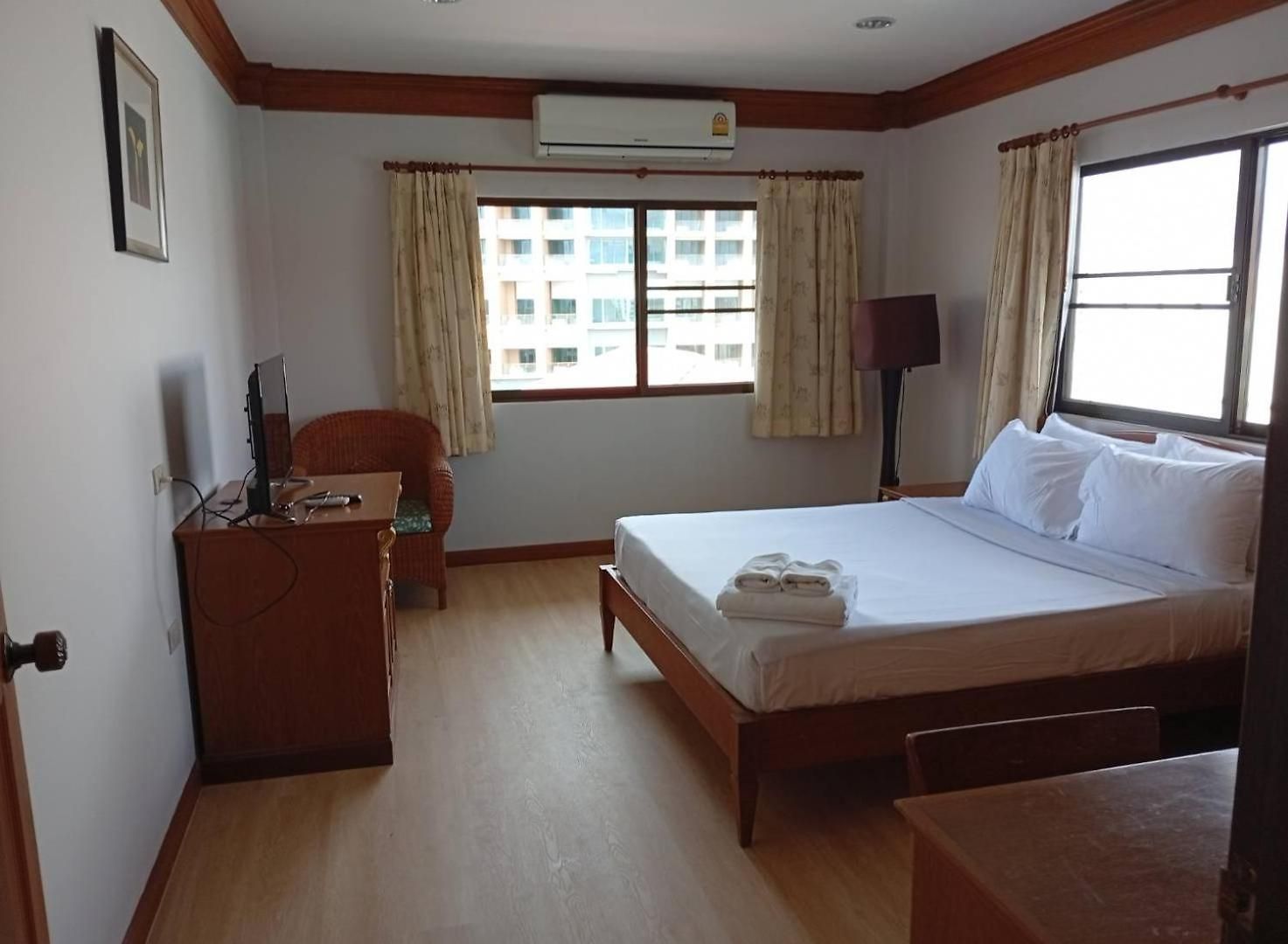 Hotel House- Sha Extra 3*