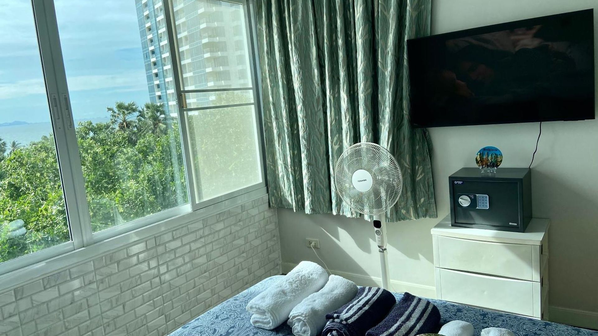 อพาร์ทเม้น Amazing Cozy Seaview *