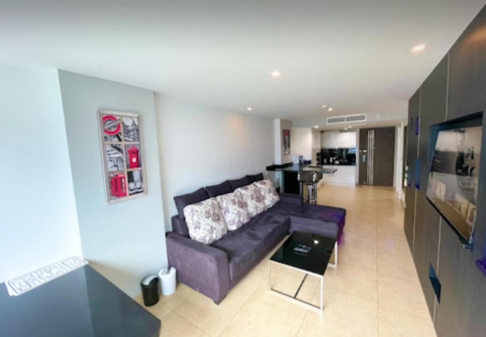 Large Deluxe Condo, Centara Azure Residence,