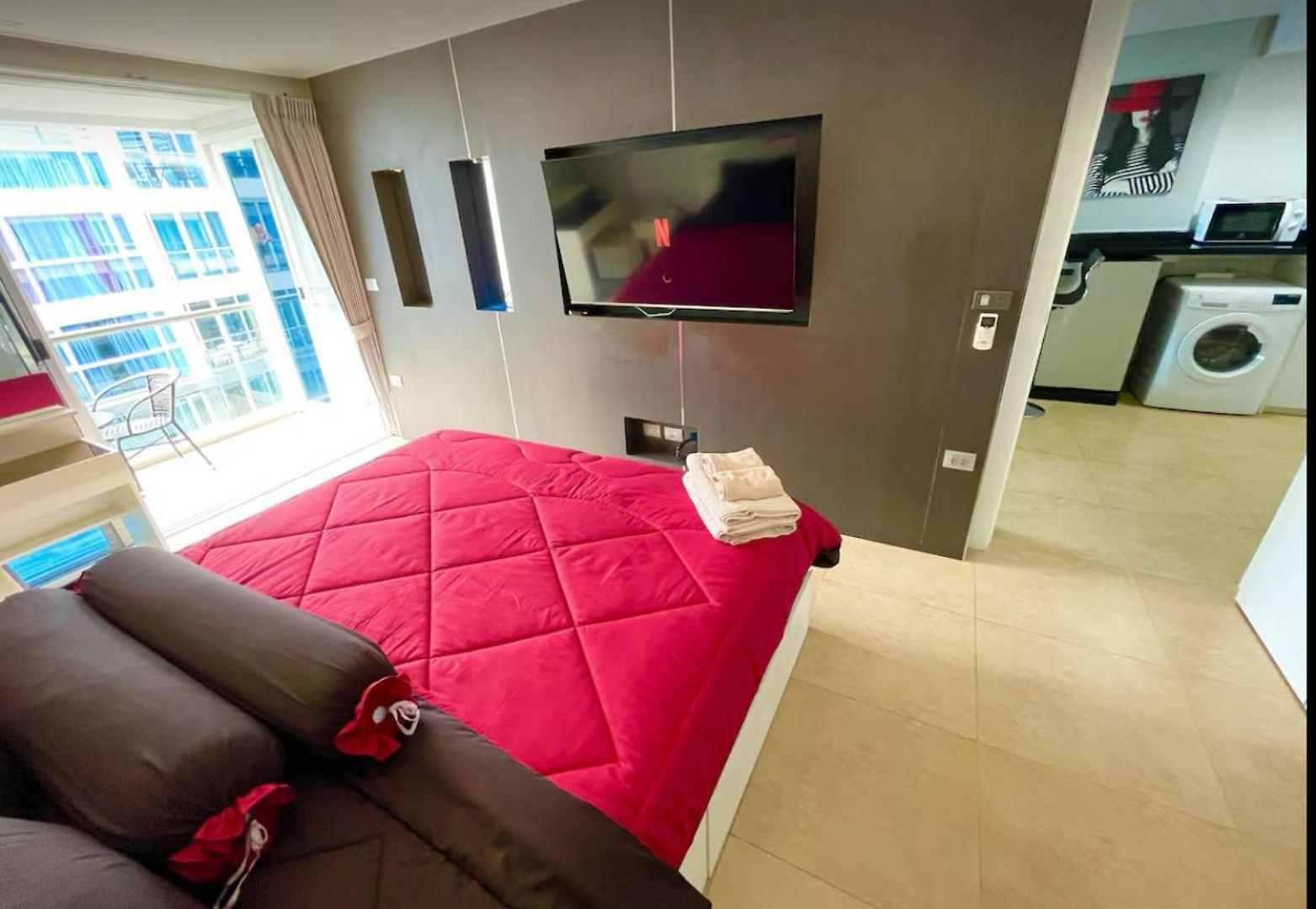 Large Deluxe Condo, Centara Azure Residence, อพาร์ทเม้น