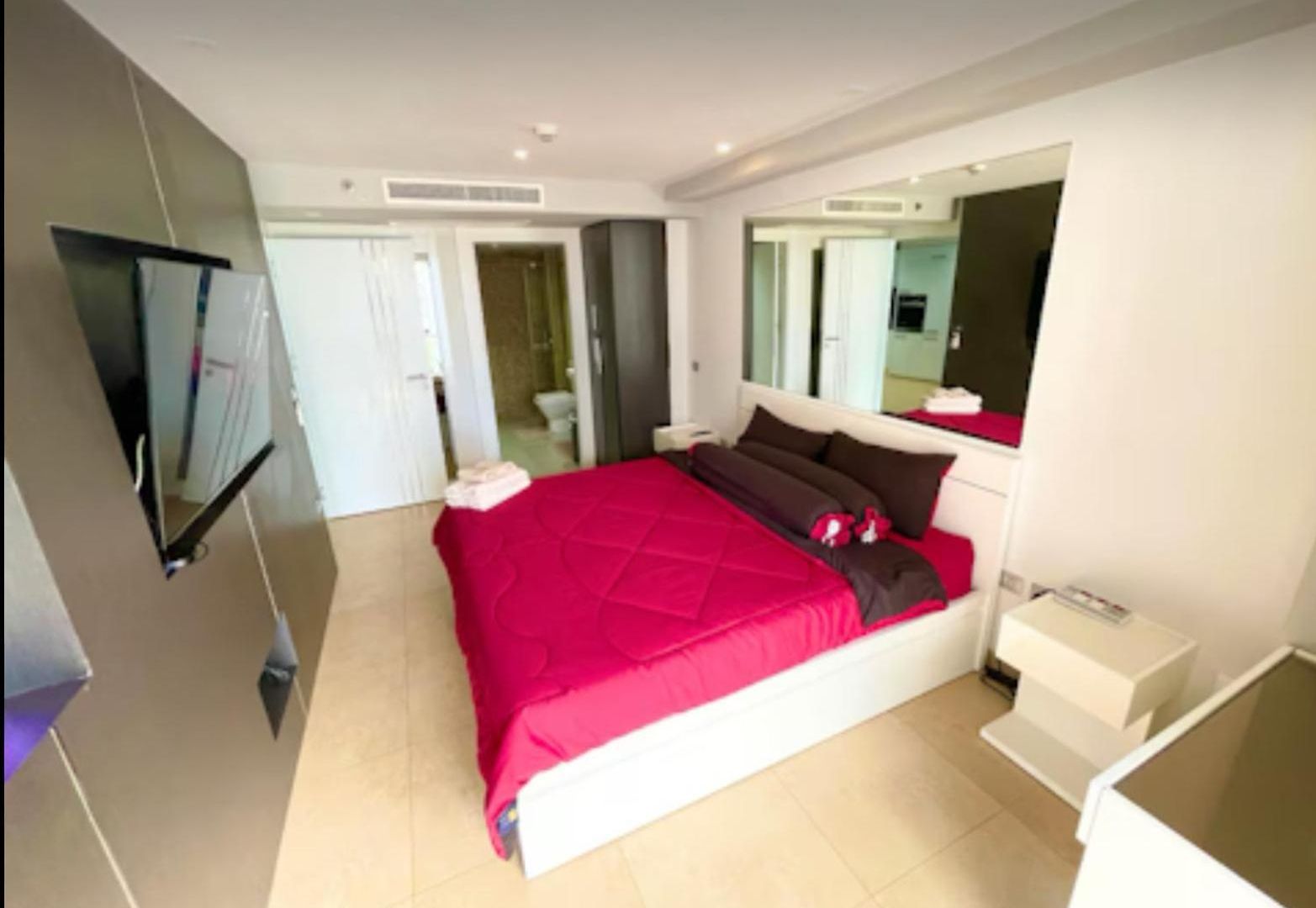 Large Deluxe Condo, Centara Azure Residence, อพาร์ทเม้น