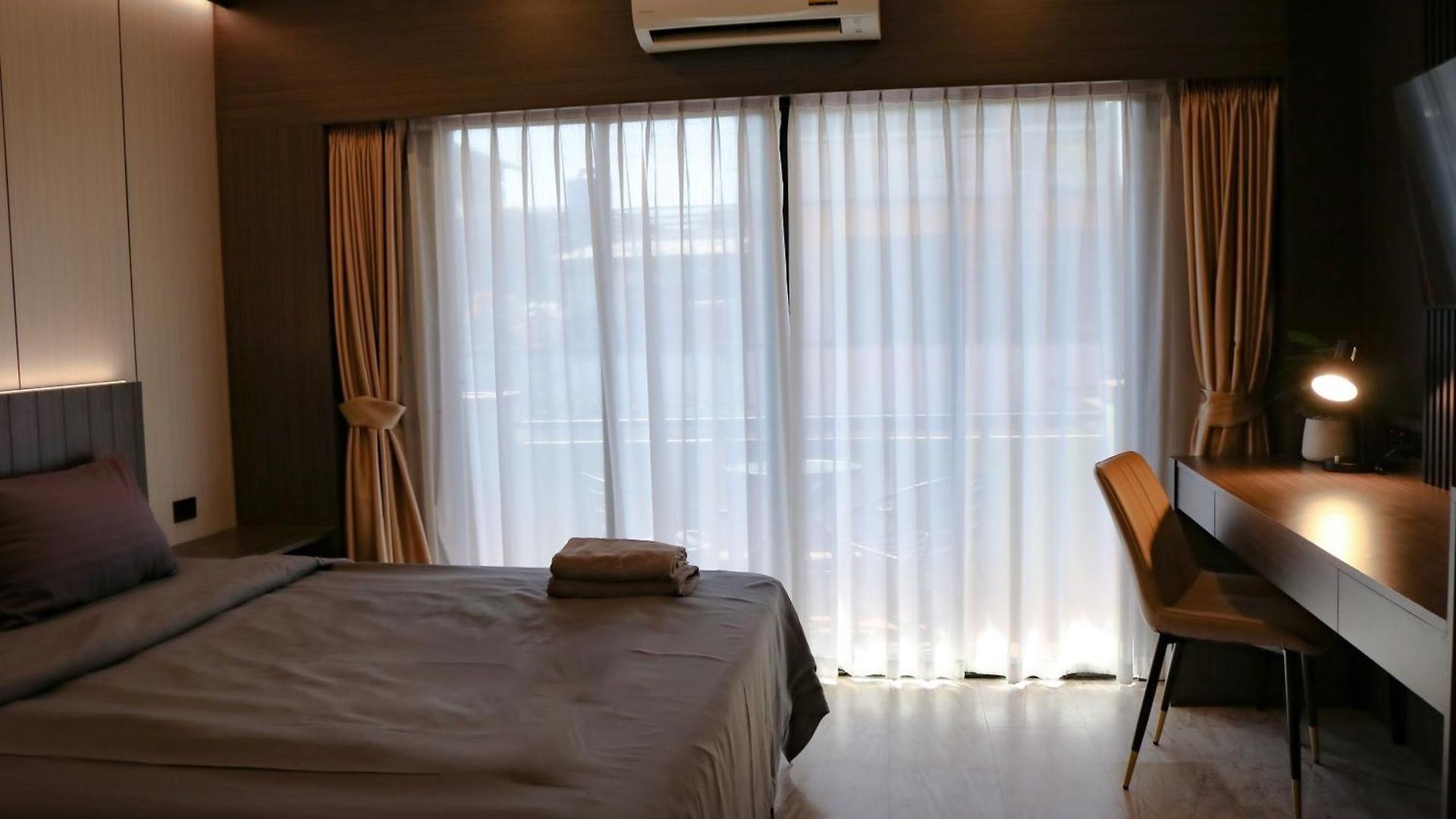 Max โรงแรม 2*