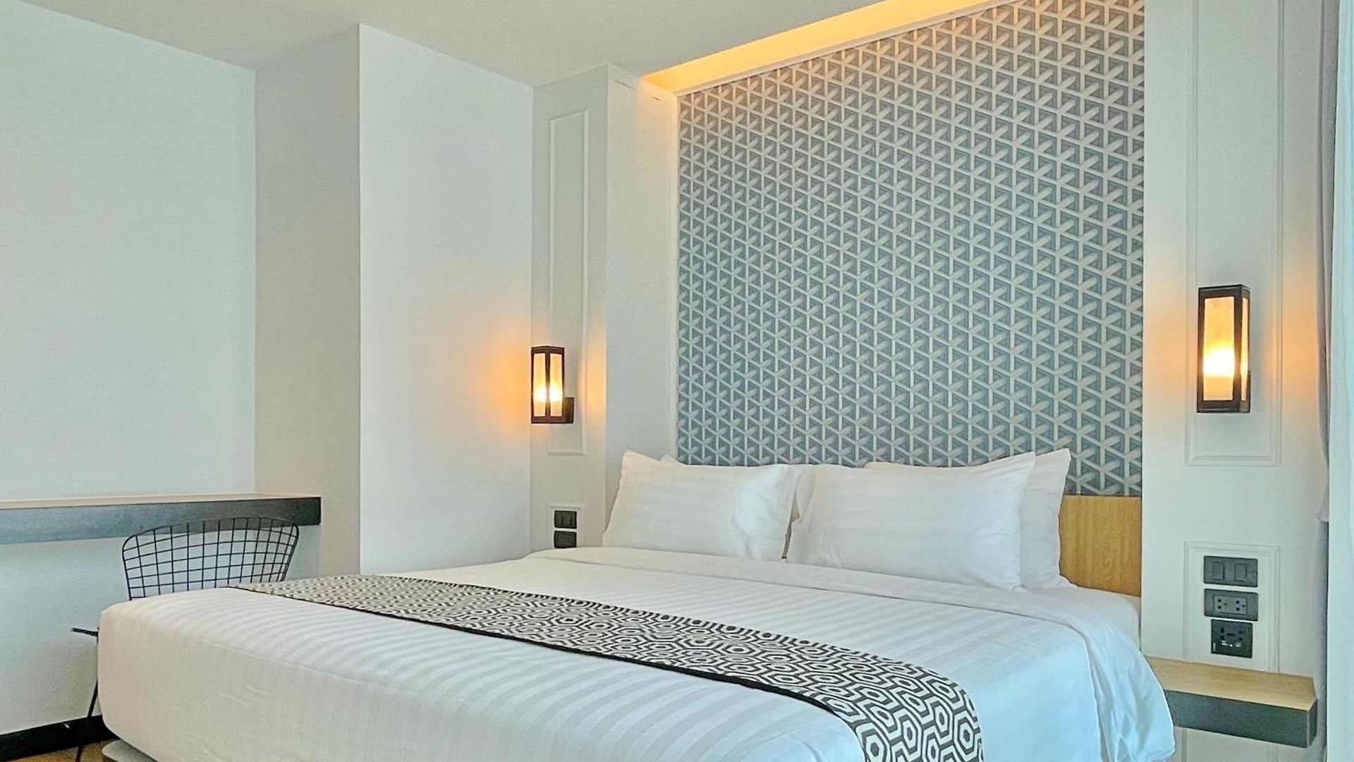 Chezzotel โรงแรม Pattaya