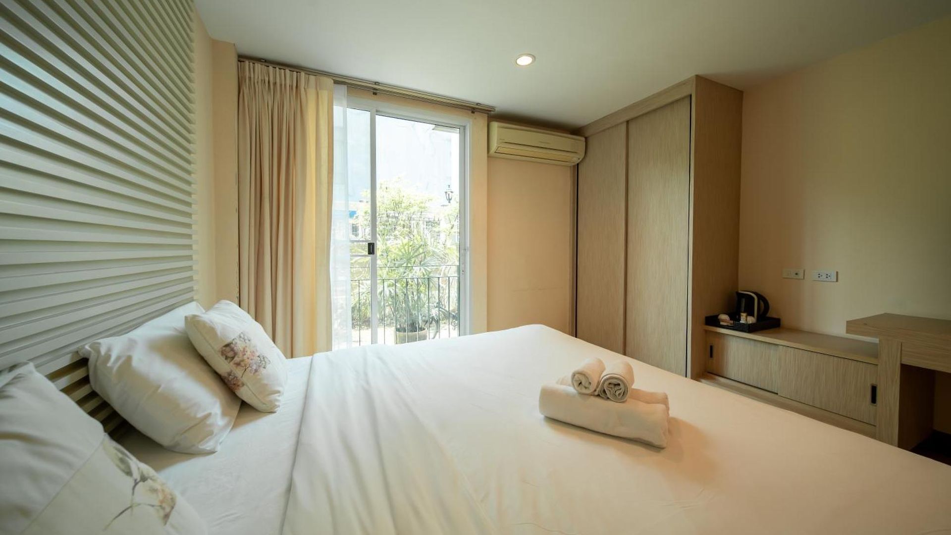 Shamrock โรงแรม