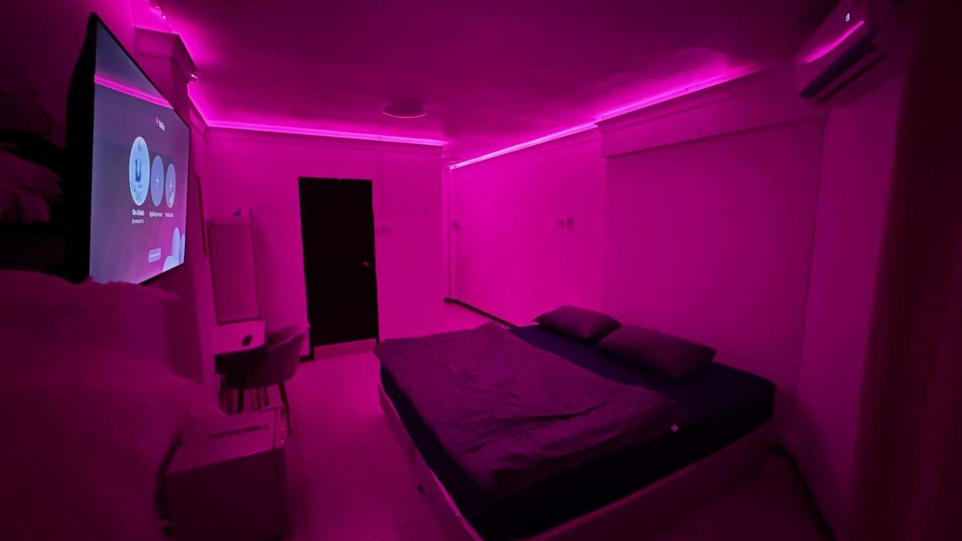 W33d Gallery บ้านพัก 3*