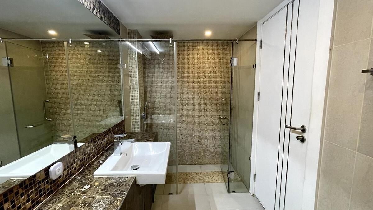 Centara Luxury Center 47 Sqm Large 1 Bedroom Apartment Pattaya