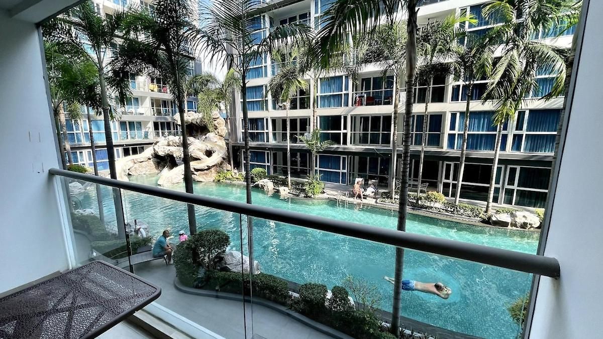 Centara Luxury Center 47 Sqm Large 1 Bedroom *