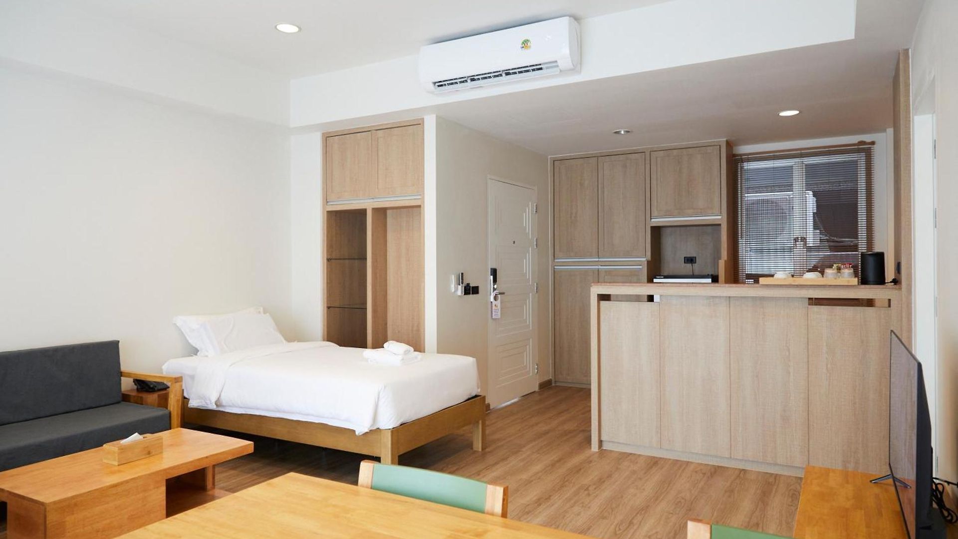 The Leela & โรงแรม Pattaya