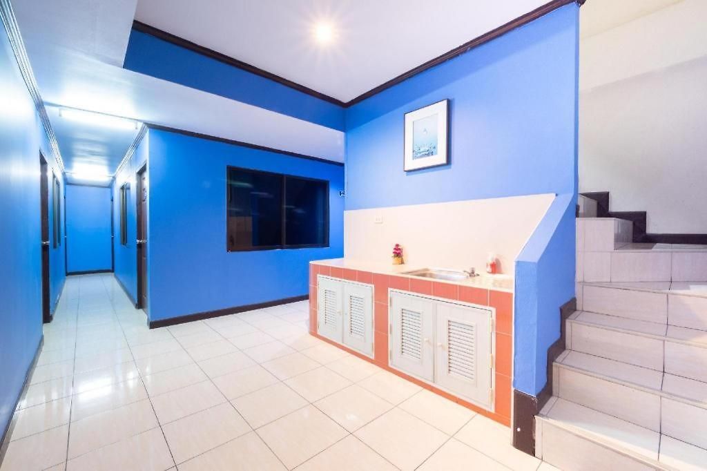 โรงแรม Oyo 75327 Diyana 3*