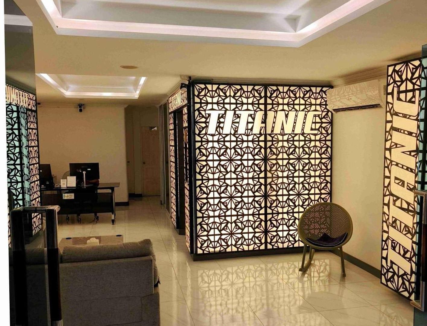 Titanic Residence-7 Minute Walk To The Pattaya