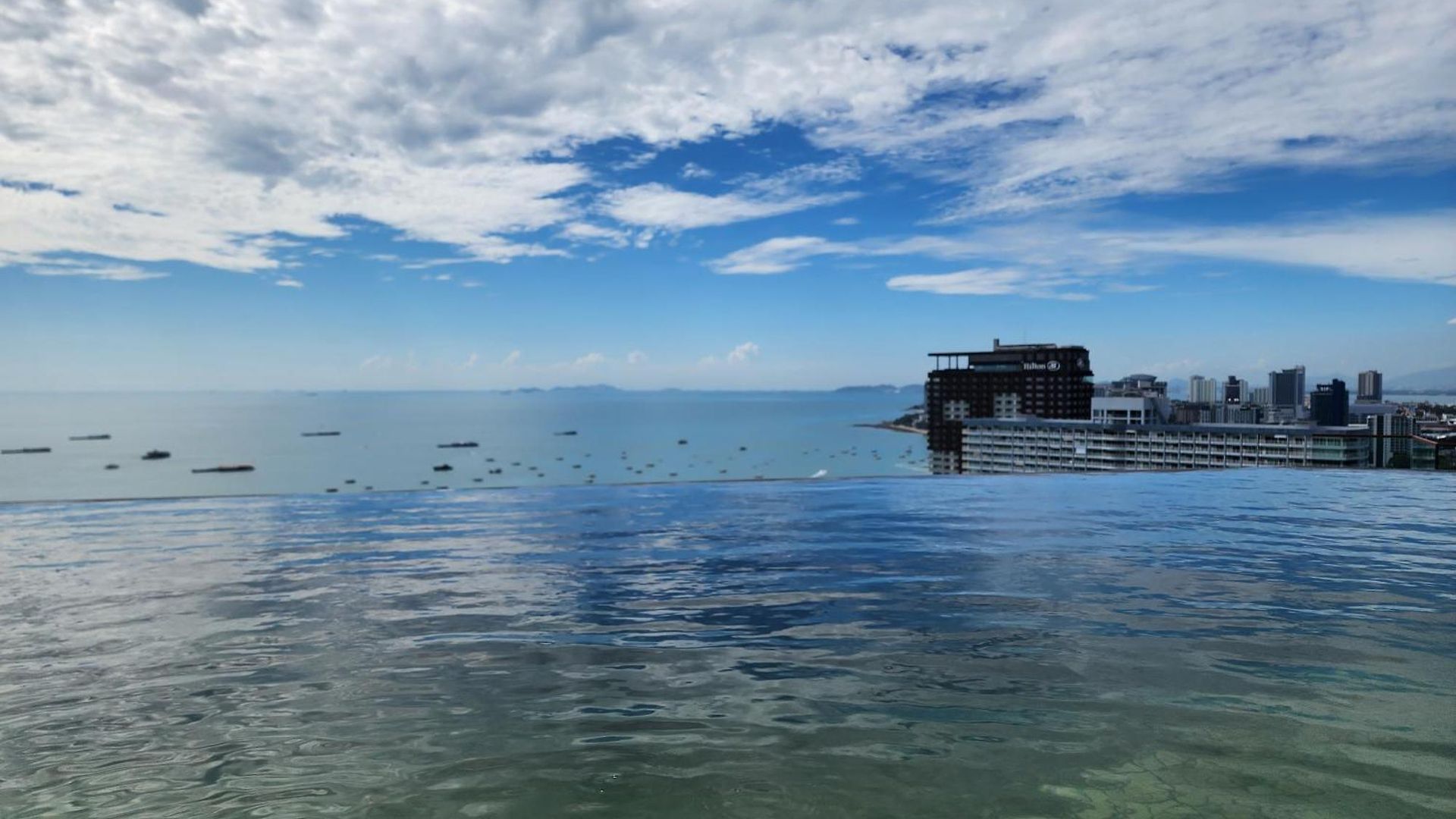 The Edge - Unique & Luxurious Pattaya