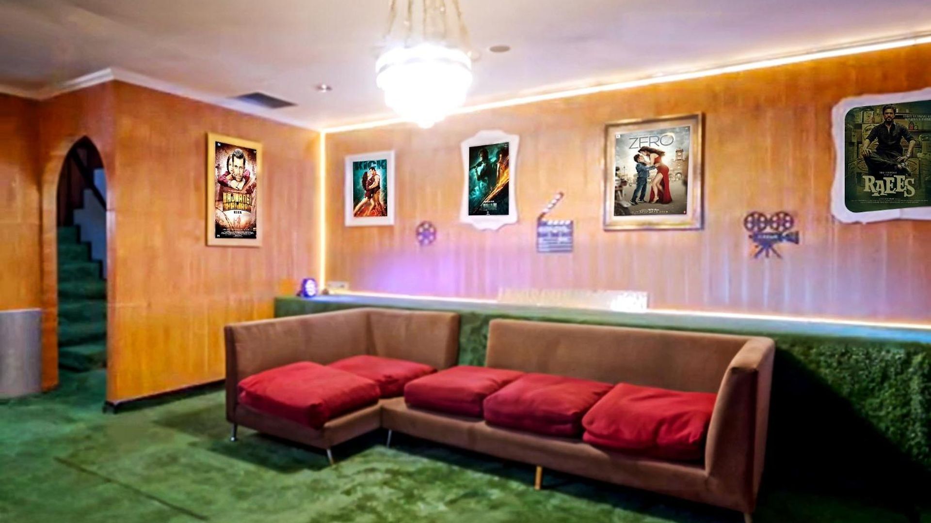 อพาร์ทเม้น Bigg Boss House Near Walking St