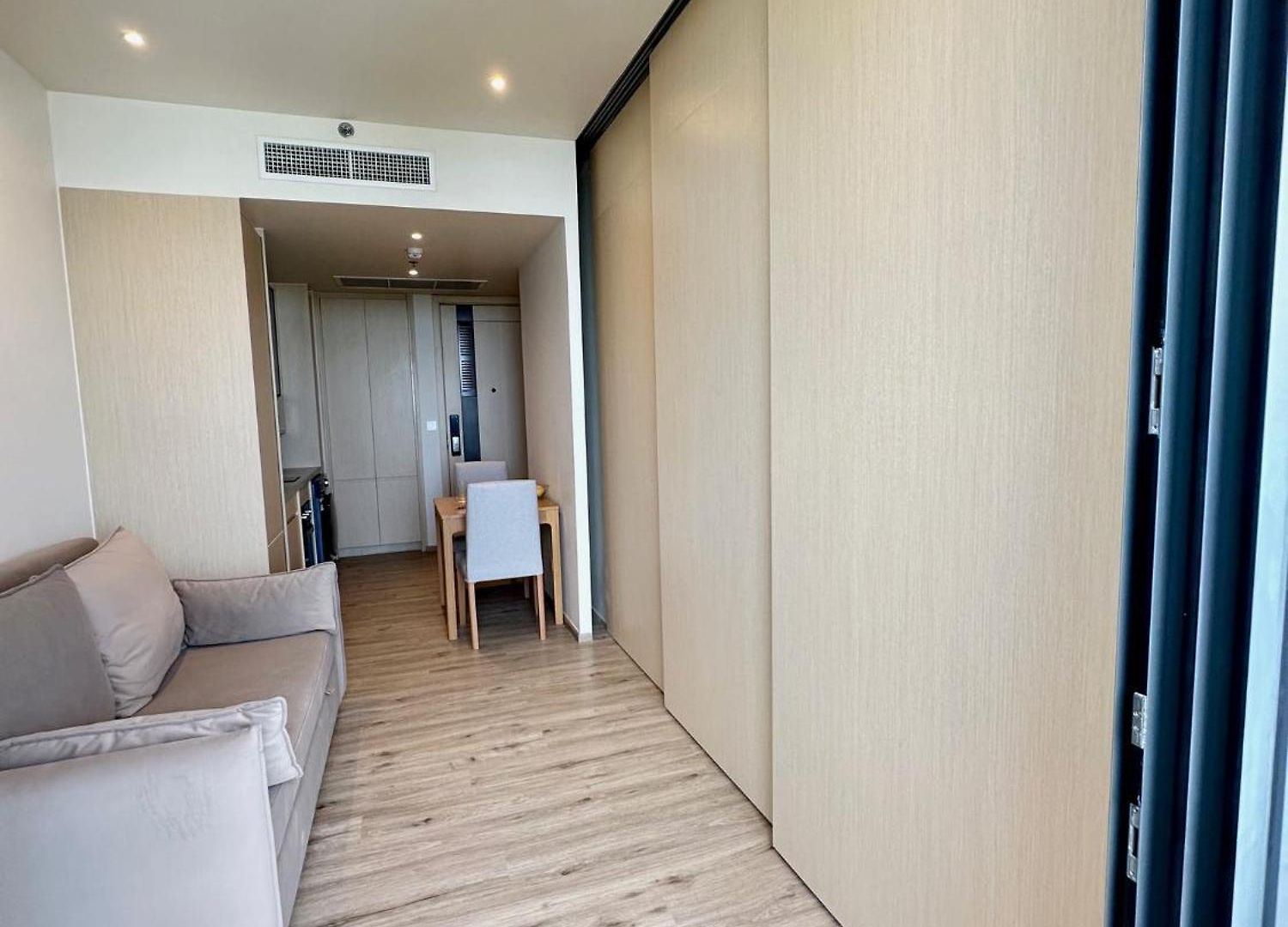 Arom Wongamat Luxury Boutique Beachfront In North Pattaya, 702 อพาร์ทเม้น