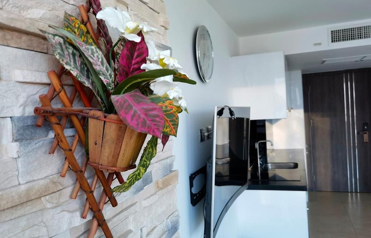 Centara 8th Floor Apartment