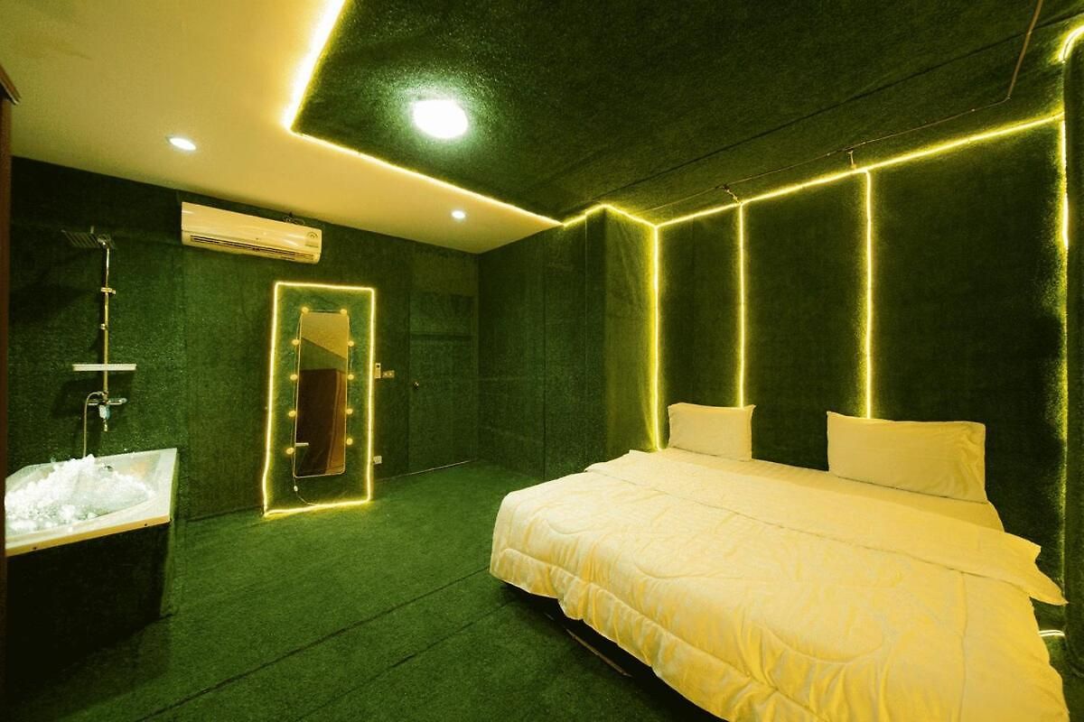 อพาร์ทเม้น Bigg Boss House Near Walking St Pattaya