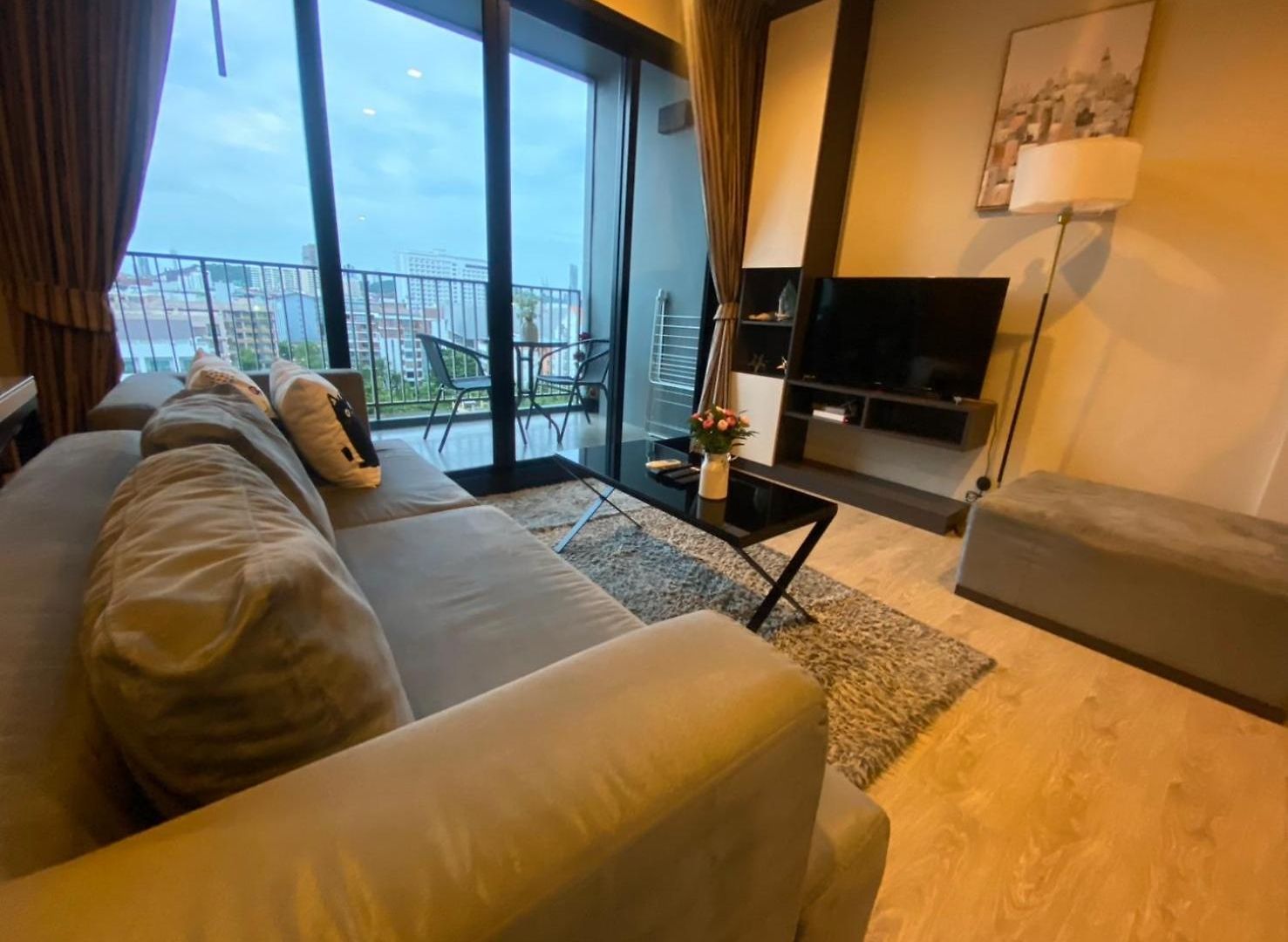 2 Bed At Excellent Location - In Class อพาร์ทเม้น