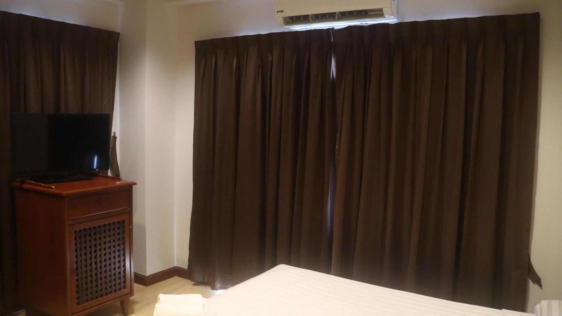 House- Sha Extra Hotel 3*