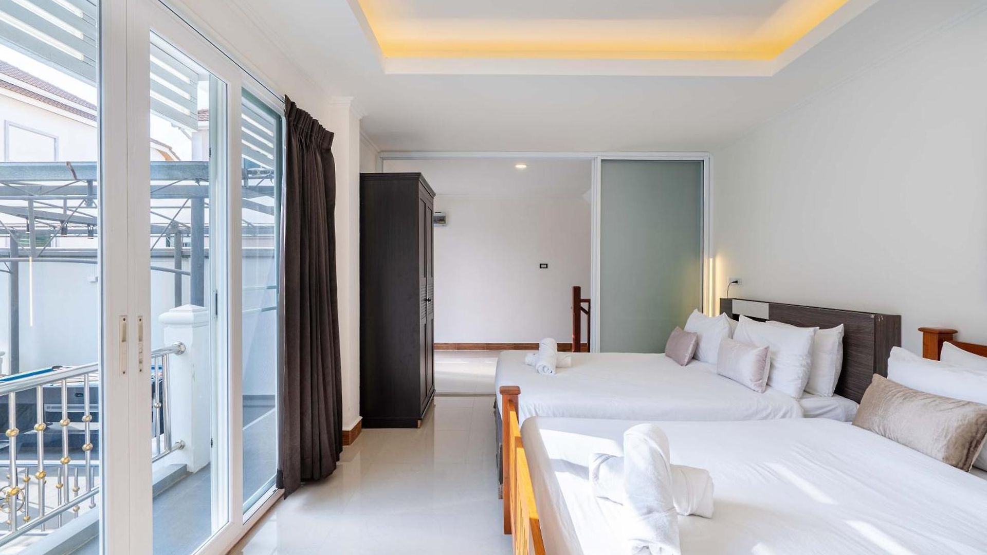 วันหยุดที่บ้าน The Terrace Pratumnak 205 *