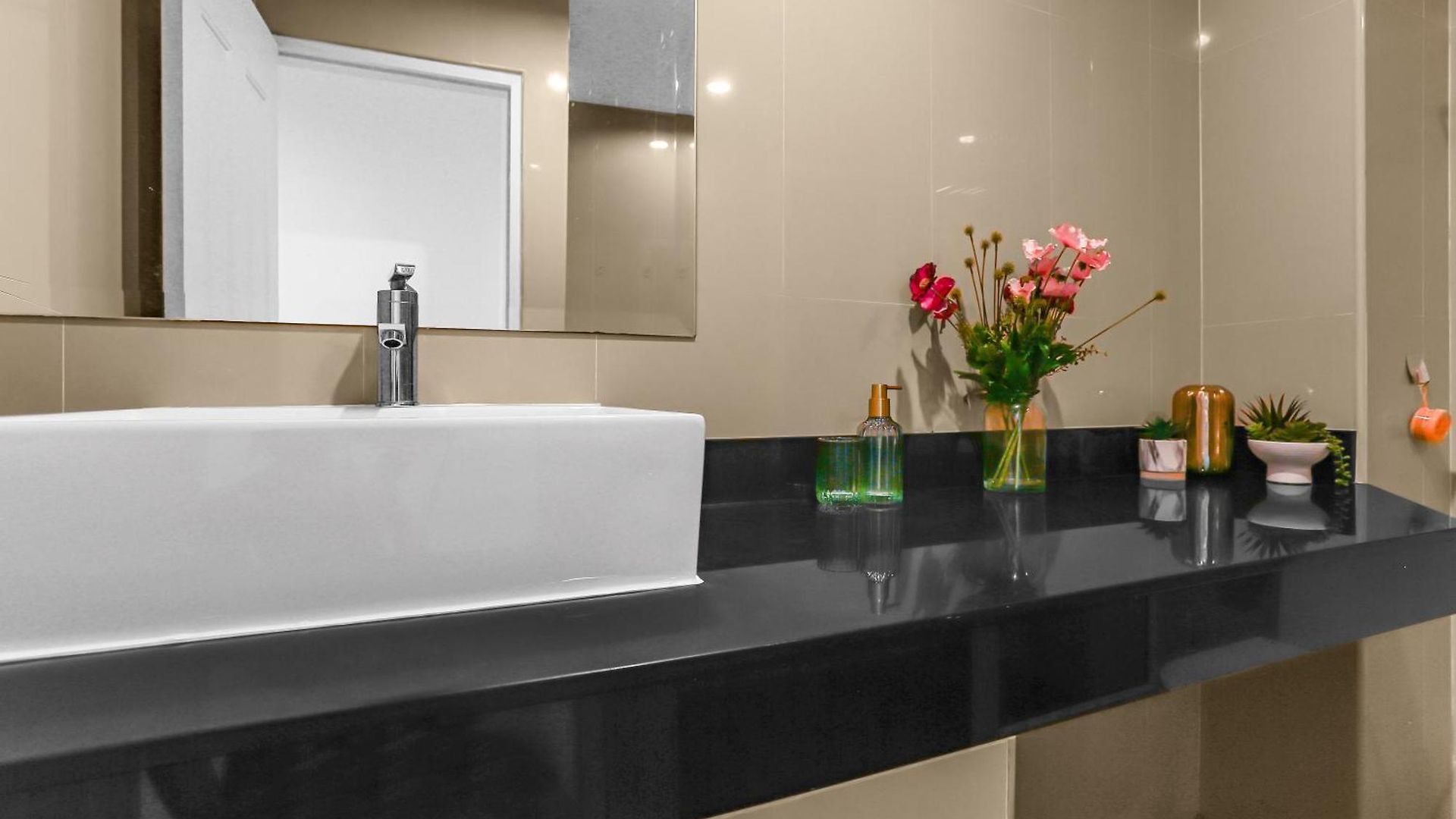 อพาร์ทเม้น Luxurious Penthouse Pattaya
