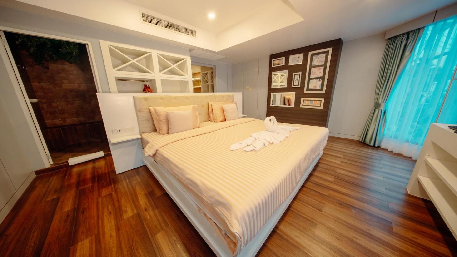 โรงแรม Nova Sea View