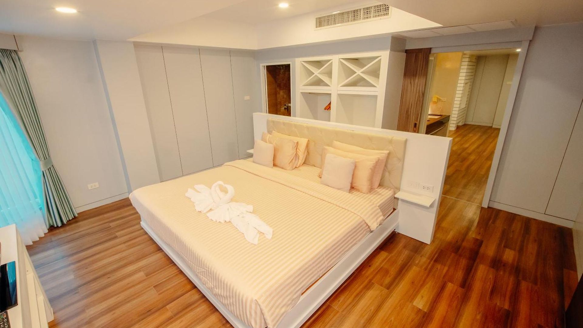 โรงแรม Nova Sea View Pattaya