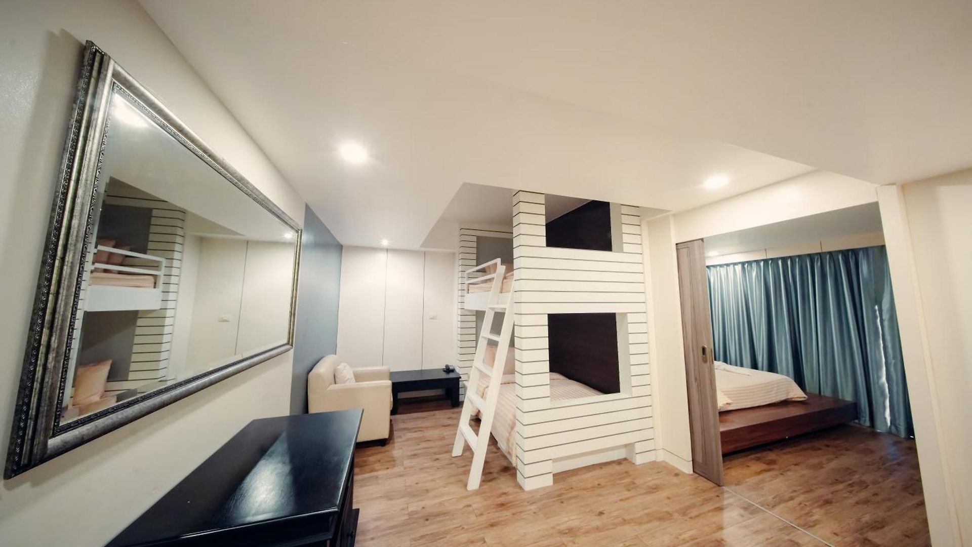Nova Sea View 4* Pattaya