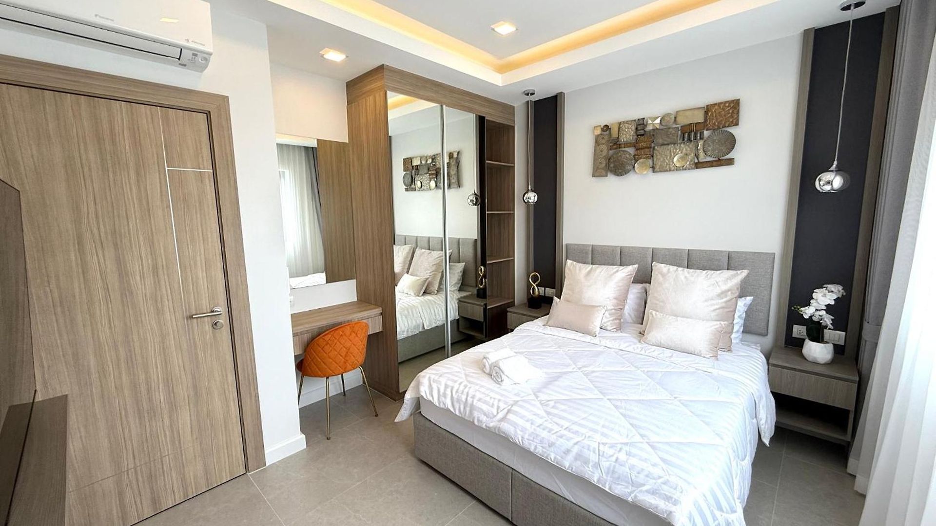 Zensiri Stylish Brand New Pool วิลล่า *
