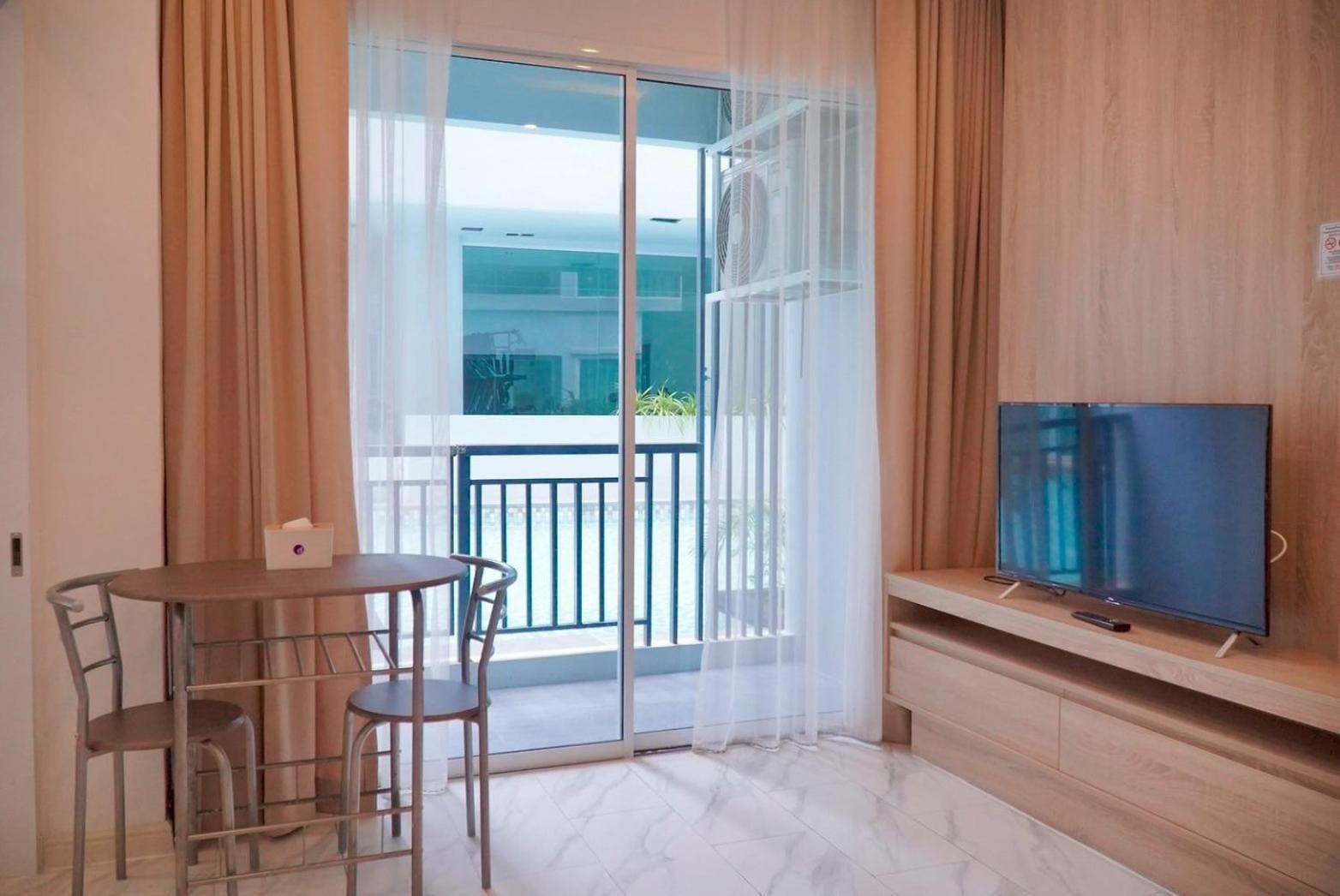 โรงแรม D Eco Wellness Center 5*