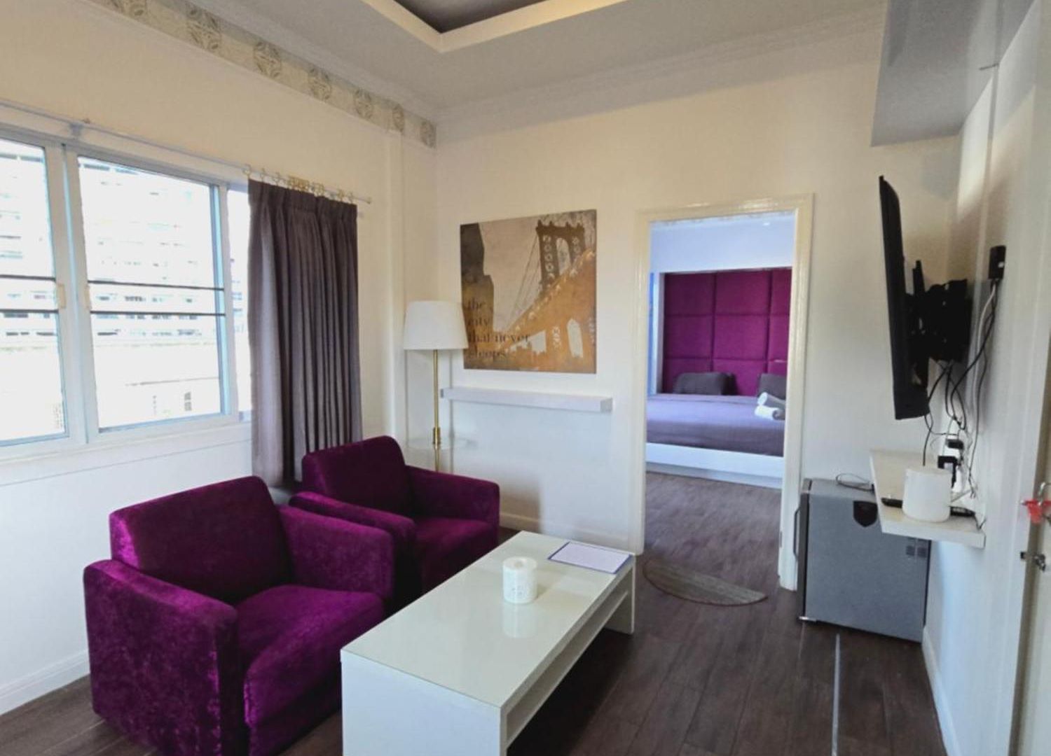 Titanic Residence-7 Minute Walk To The 4* Pattaya