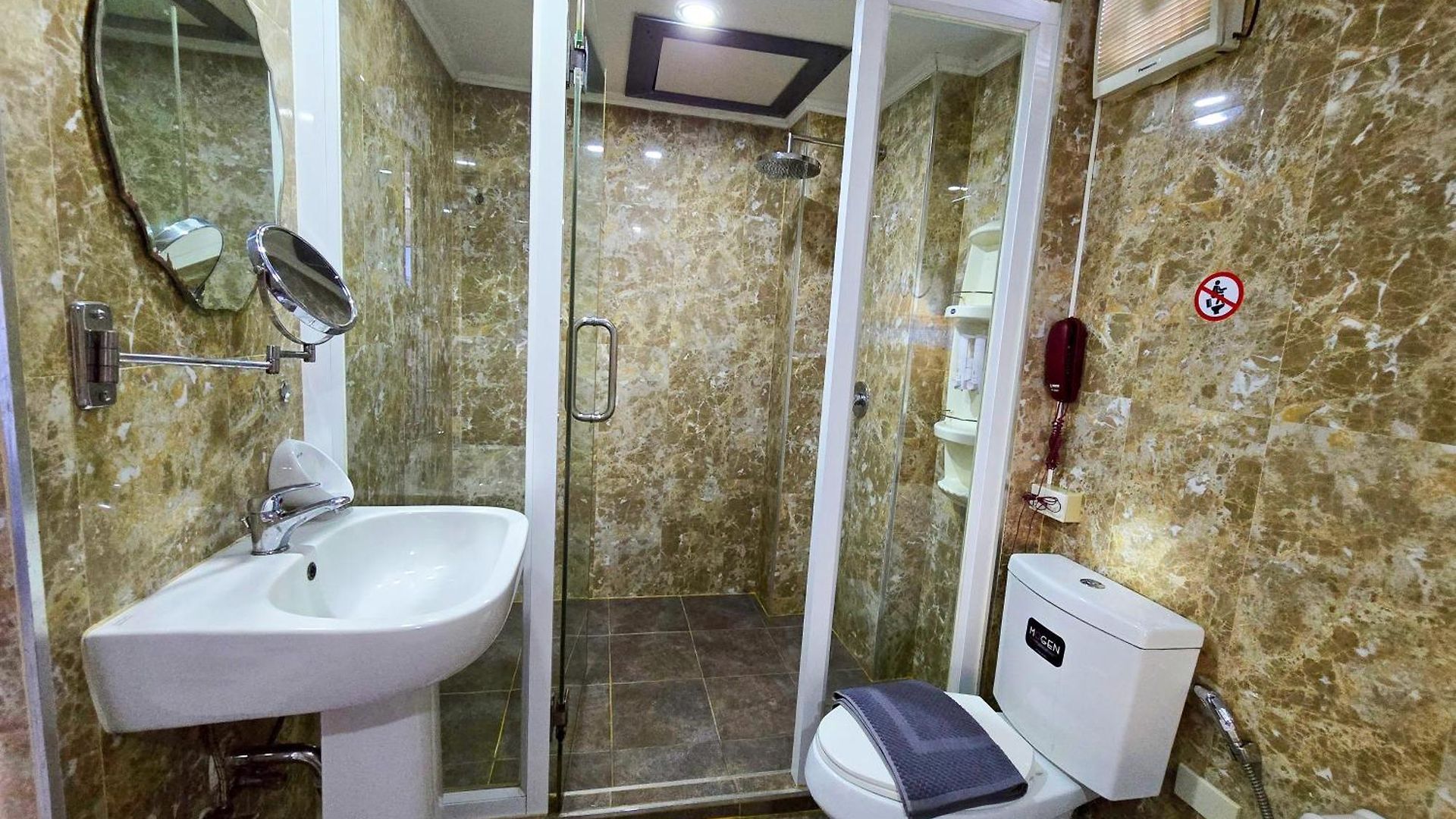 Titanic Residence-7 Minute Walk To The 4*