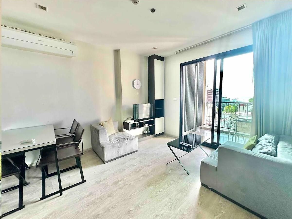 อพาร์ทเม้น Sea View 2 Bed High Floor Pattaya