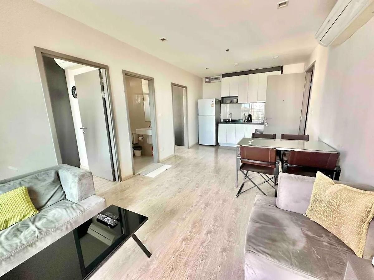 อพาร์ทเม้น Sea View 2 Bed High Floor *