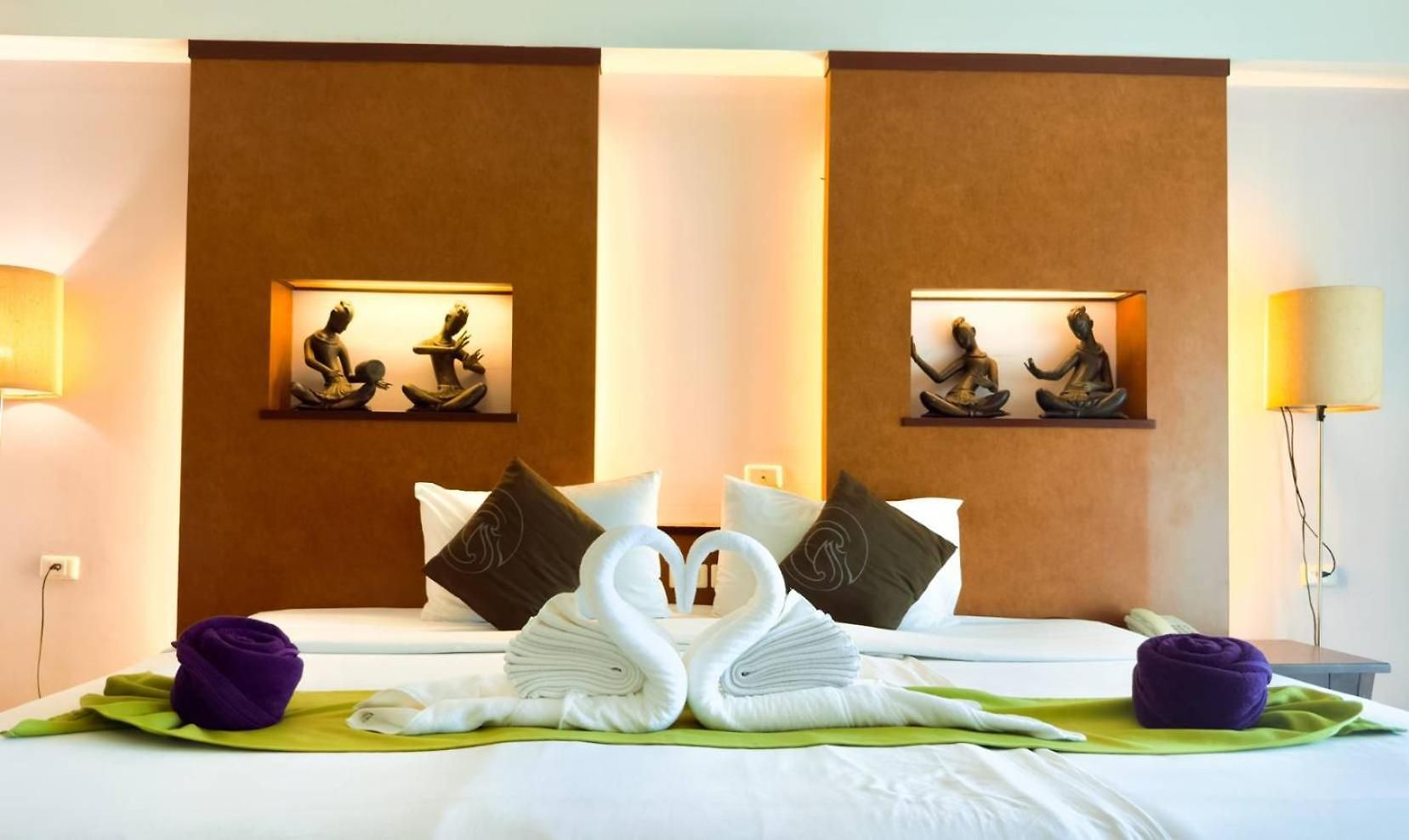 Golden Sea โรงแรม 4*