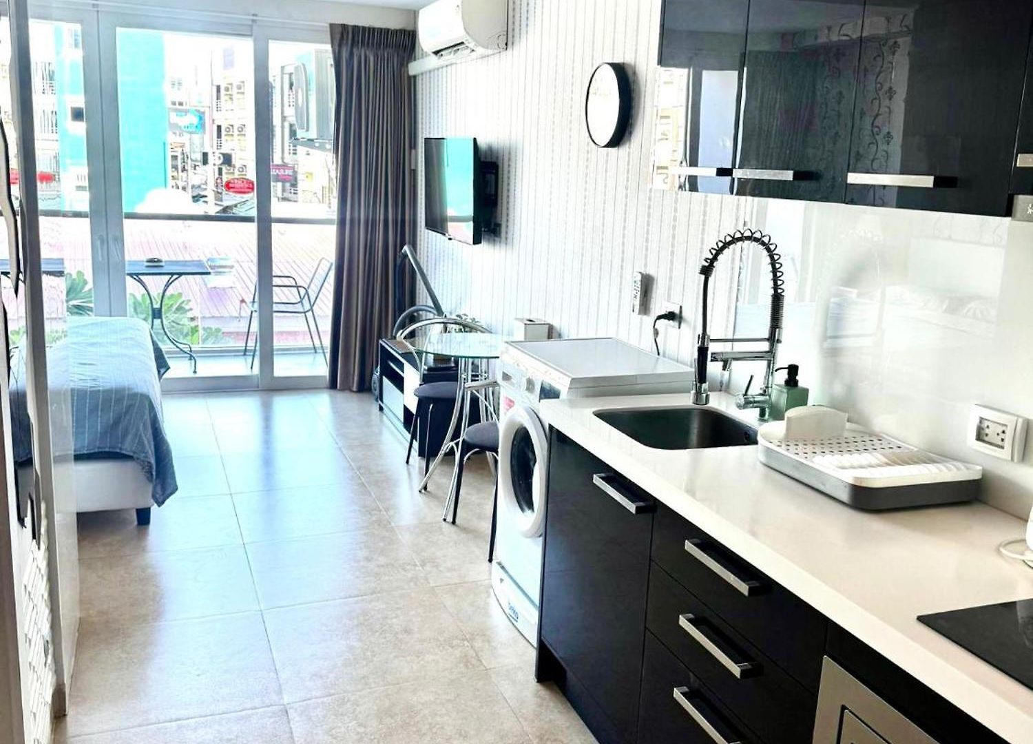 Centara Apartment *