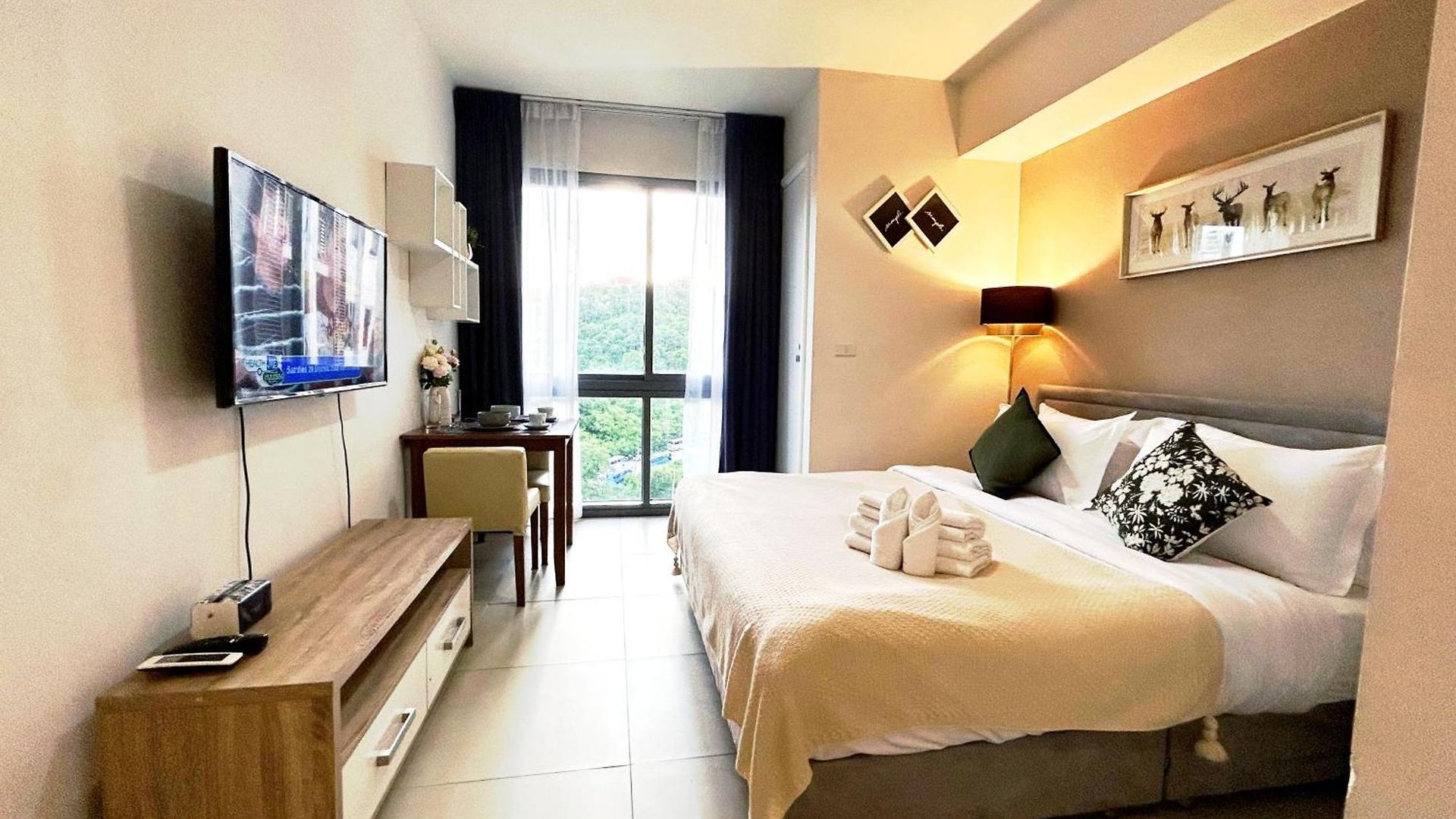 อพาร์ทเม้น Unixx Sea View *