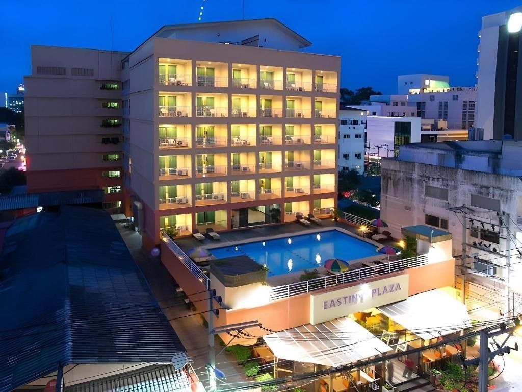 Eastiny Plaza โรงแรม