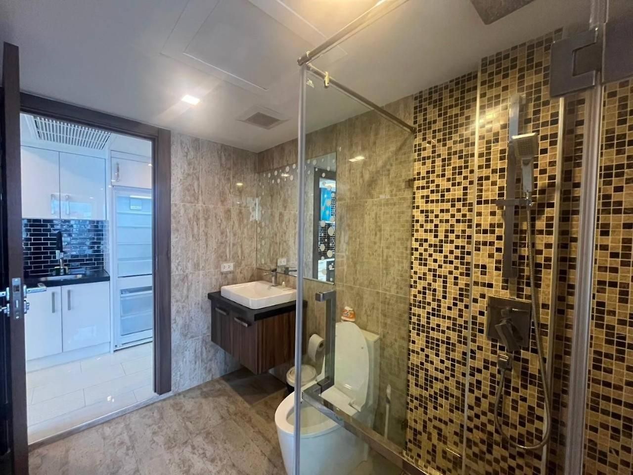Grand Avenue 808e Soi Buakhaw 15