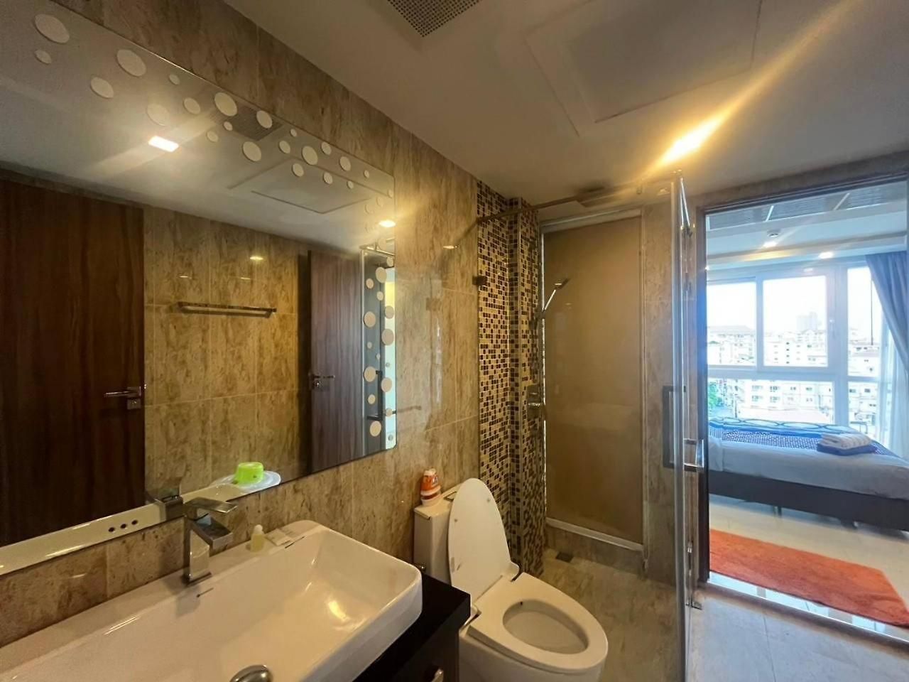 Grand Avenue 808e Soi Buakhaw 15 อพาร์ทเม้น *