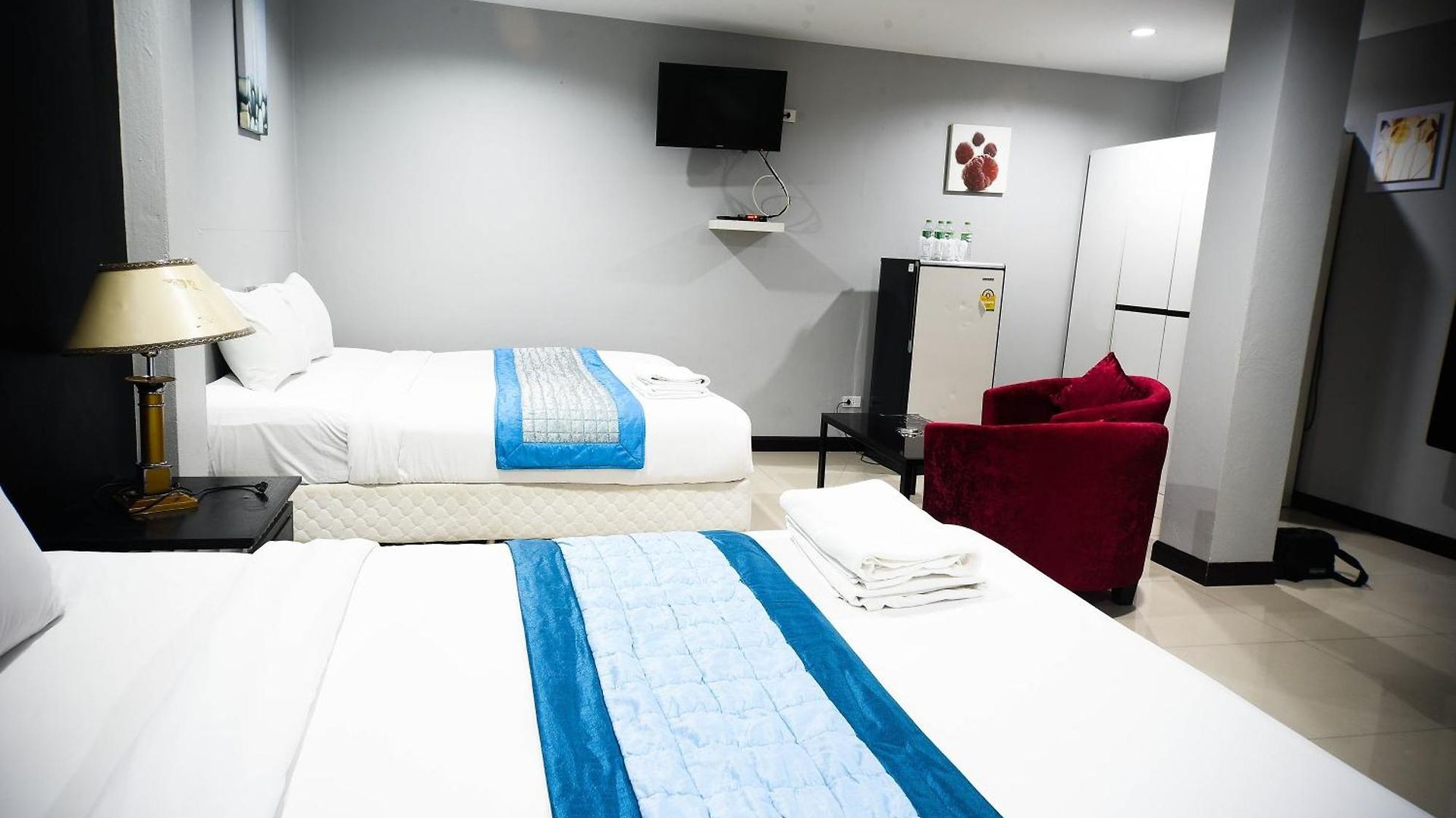 Golden Star โรงแรม 3*