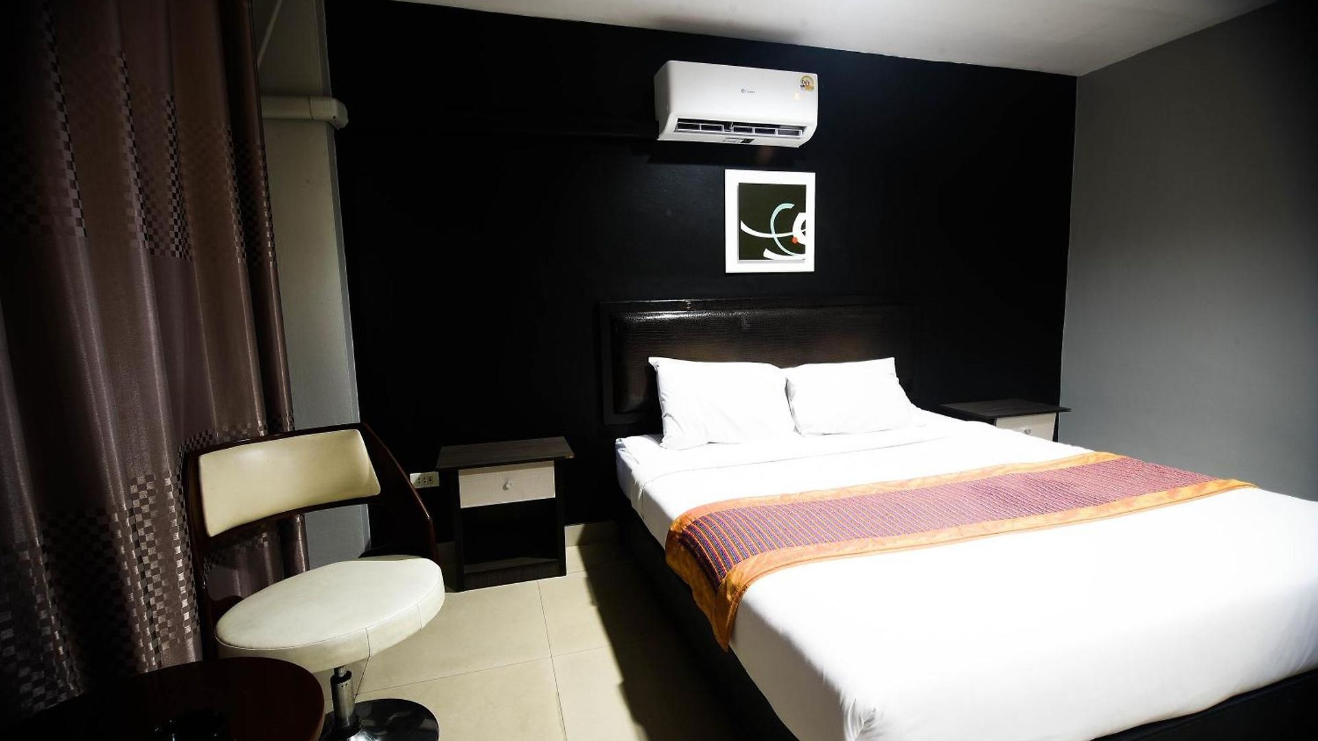 โรงแรม Golden Star 3*