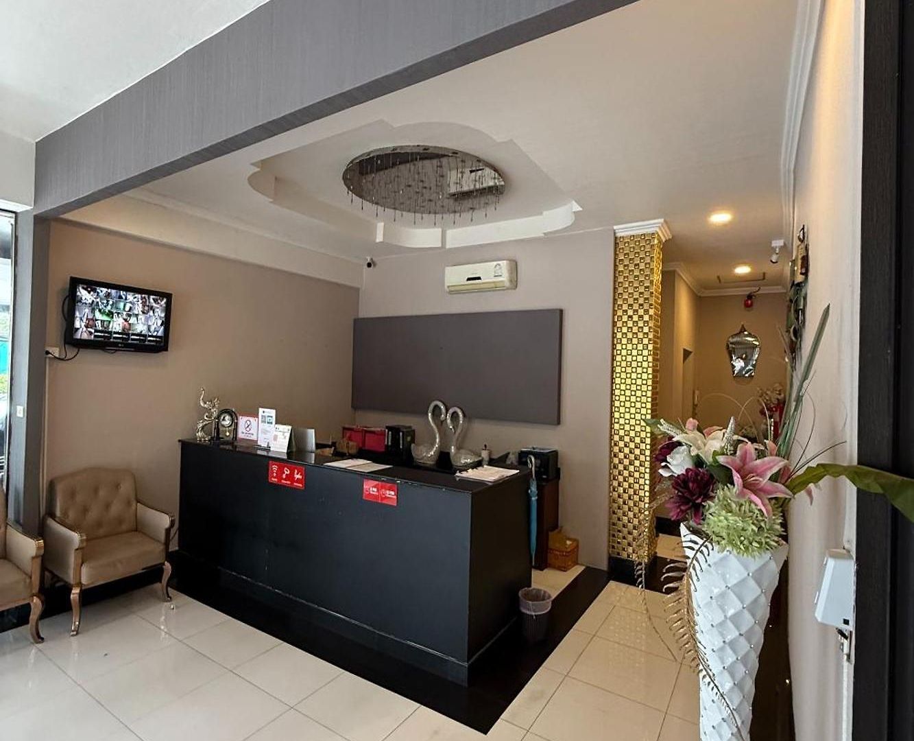 Golden Star Pattaya